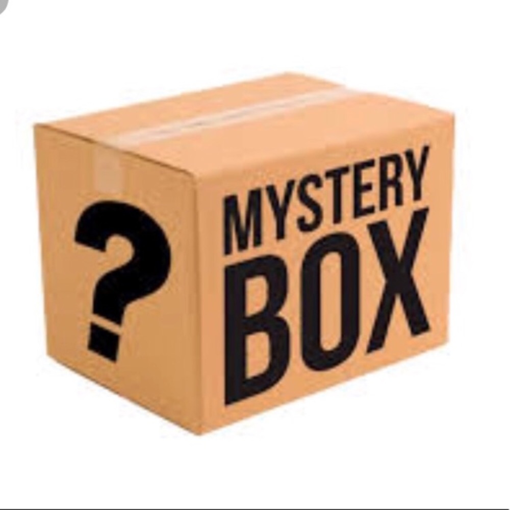 Mystery box new items size XS
